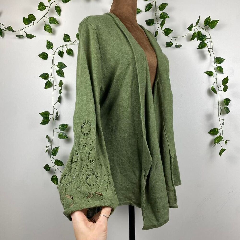 Green lace open front cardigan bell sleeves boho wrap crochet knitwear ruffle